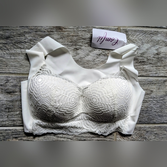 Comfit Other - Comfit XL White Lace Bralette NWT